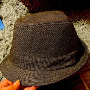 Rivington and Mott  NEW YORK Black Paper Fedora Cap M/L